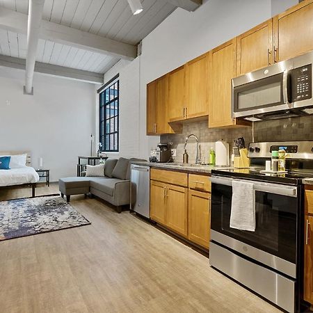 Brooklyn Style Studio Loft Minutes From Firstenergy Stadium 210 Кливланд Екстериор снимка